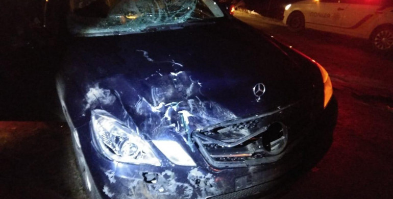 Біля Сарн під колеса «Mercedes» потрапив велосипедист: чоловік загинув (ФОТО) Біля Сарн під колеса «Mercedes» потрапив велосипедист: чоловік загинув (ФОТО)